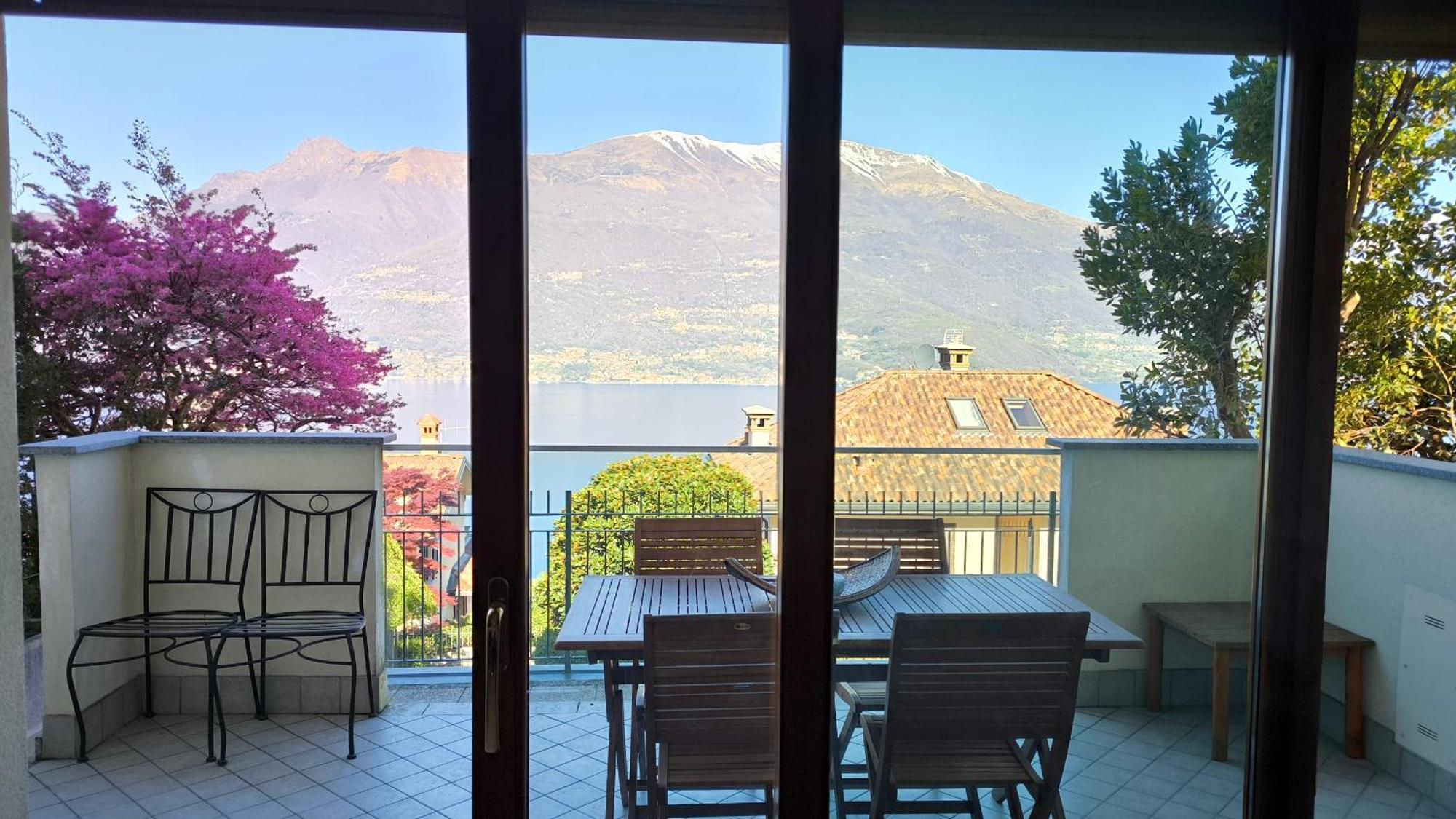 Apartment With Garden And Terrace Beautiful Lake View بيلانو المظهر الخارجي الصورة