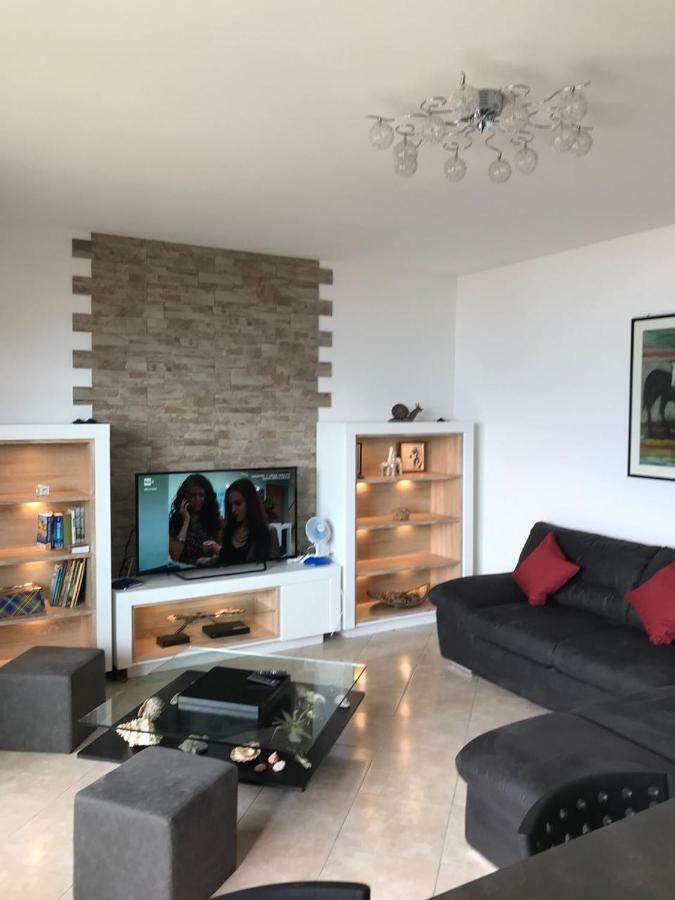 Apartment With Garden And Terrace Beautiful Lake View بيلانو المظهر الخارجي الصورة